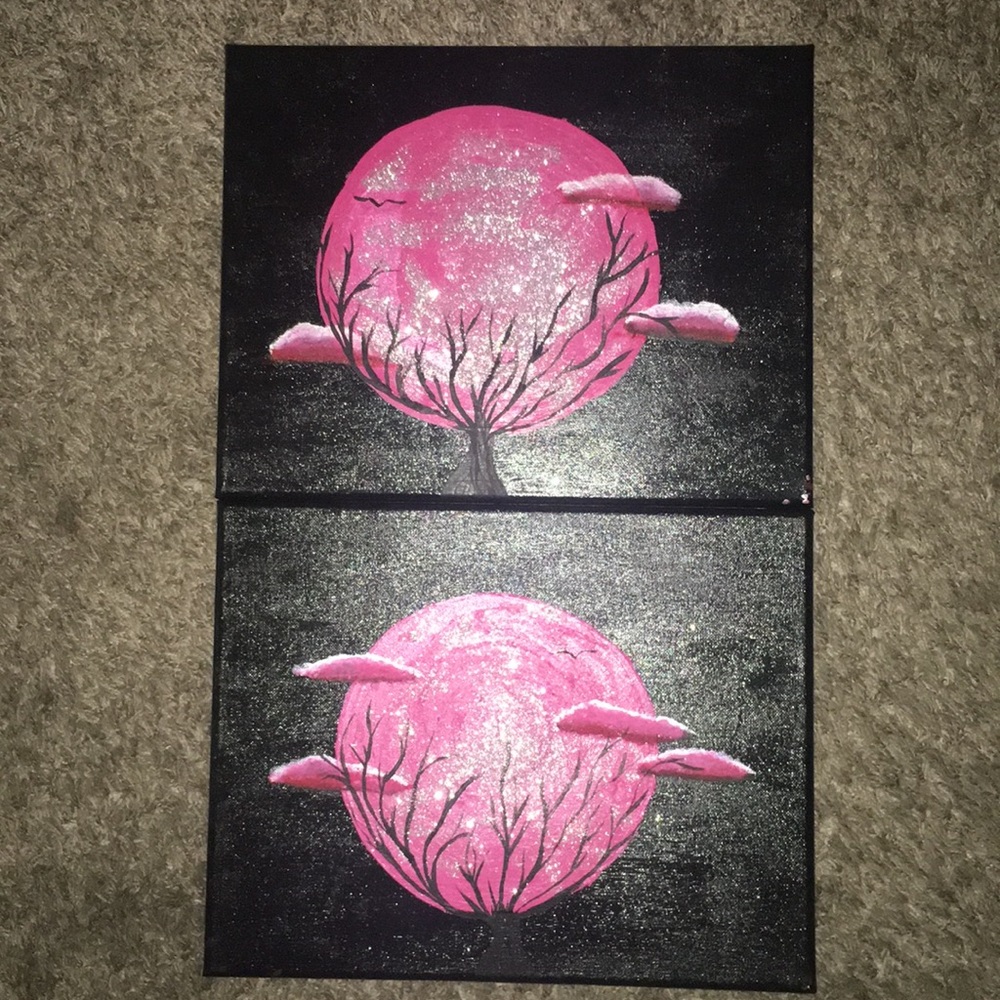 Set of two canvas paintings.